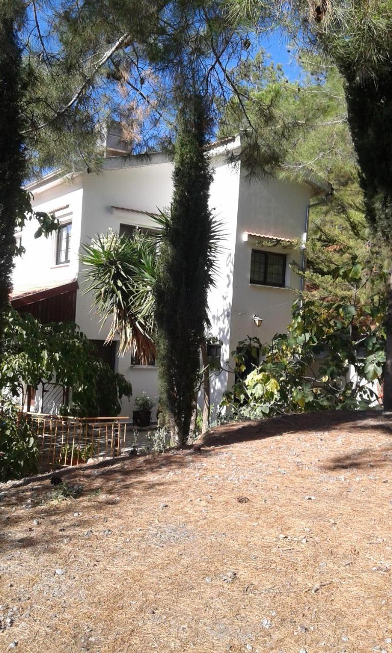 Kampi Double Storey House In The Village Nicosia Luaran gambar