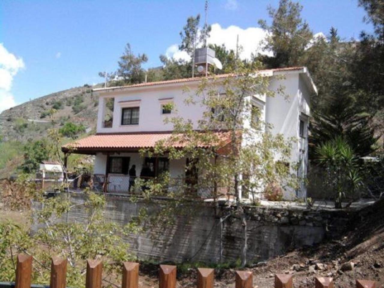 Kampi Double Storey House In The Village Nicosia Luaran gambar