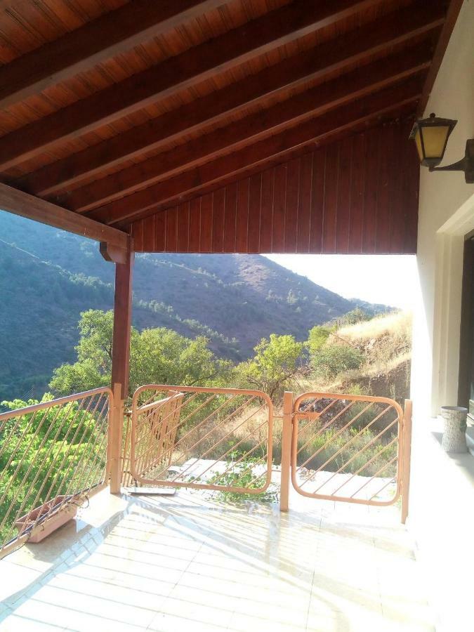 Kampi Double Storey House In The Village Nicosia Luaran gambar